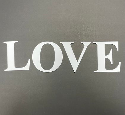 Наклейка LOVE (60x15)